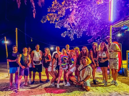 Colourful group picture ready for the full moon party