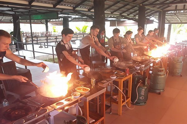 5 things to do in Chaing Mai - cooking class